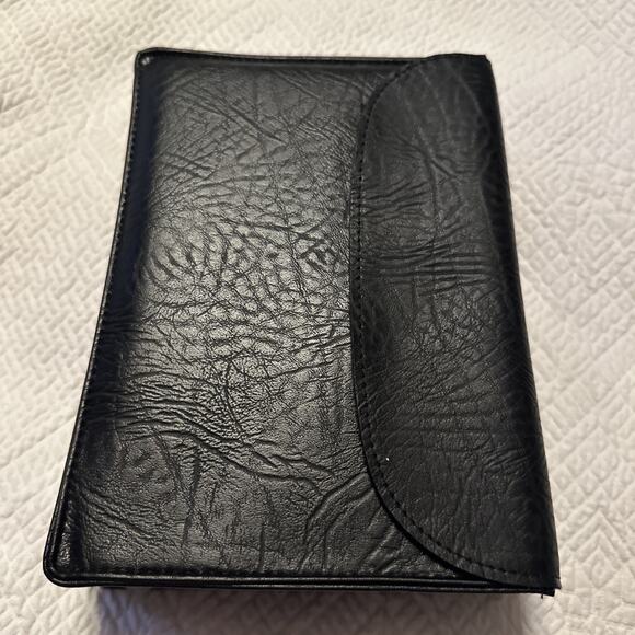 Contemporary Office Book: New Revised Standard Version by Church Publishing - Picture 10 of 11